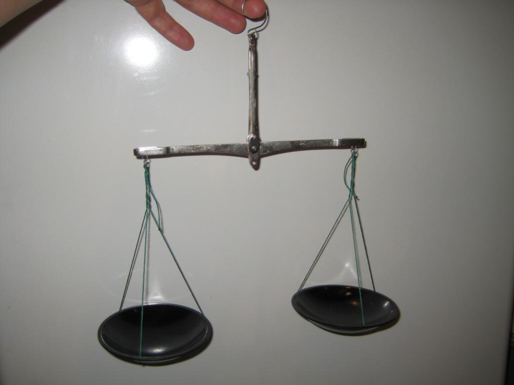весы.jpg